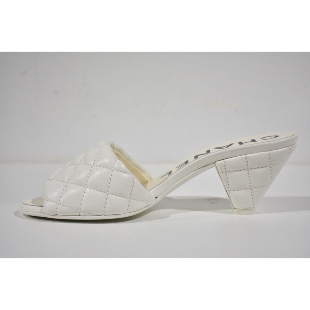 Chanel REV White Lambskin Quilted CC Gold Logo Cone Heel Mule Slide Sandal 38 - Picture 9 of 12